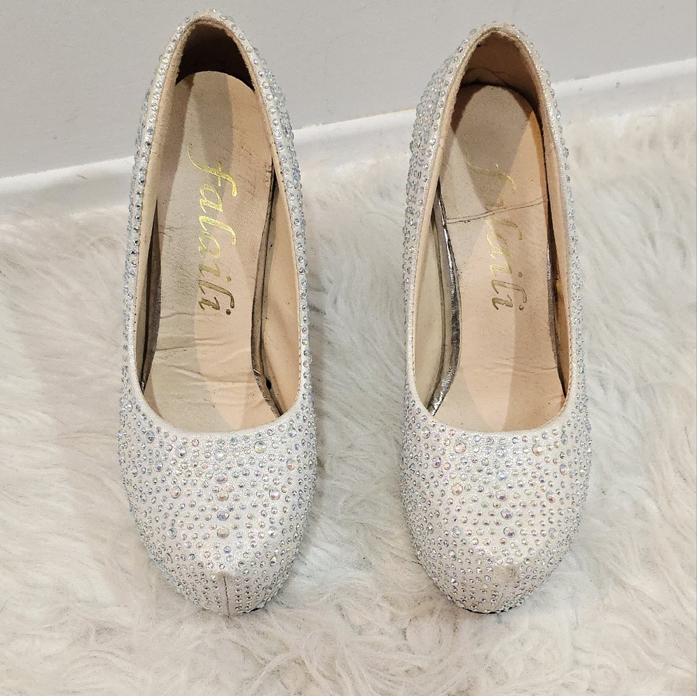 ✨ 6 US Set of 5 Pairs of Women's Shoes – Comfort, Style & Unique Details Ideal - Picture 4 of 16